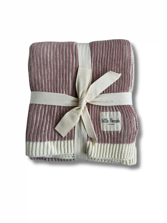 Little Threads Ribbed Knit Blanket
