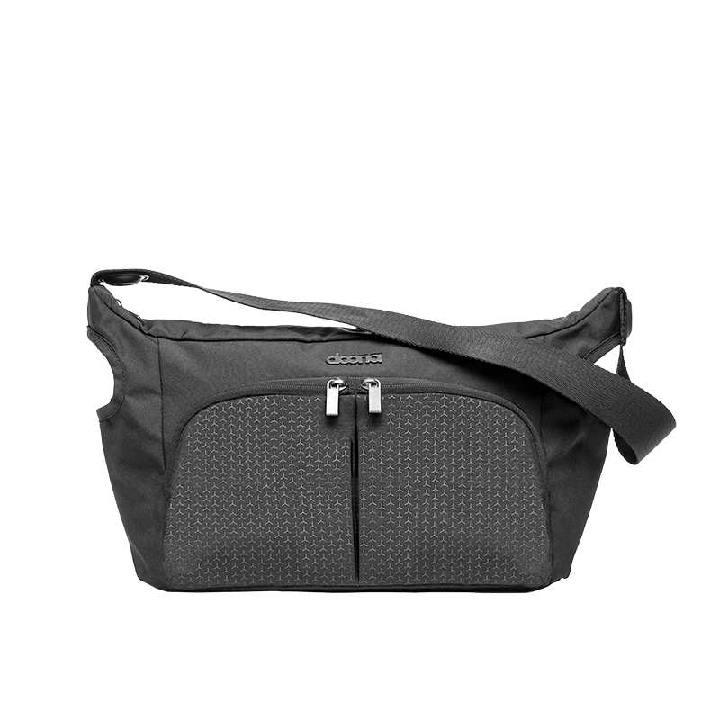 Doona Essentials Bag Nitro Black