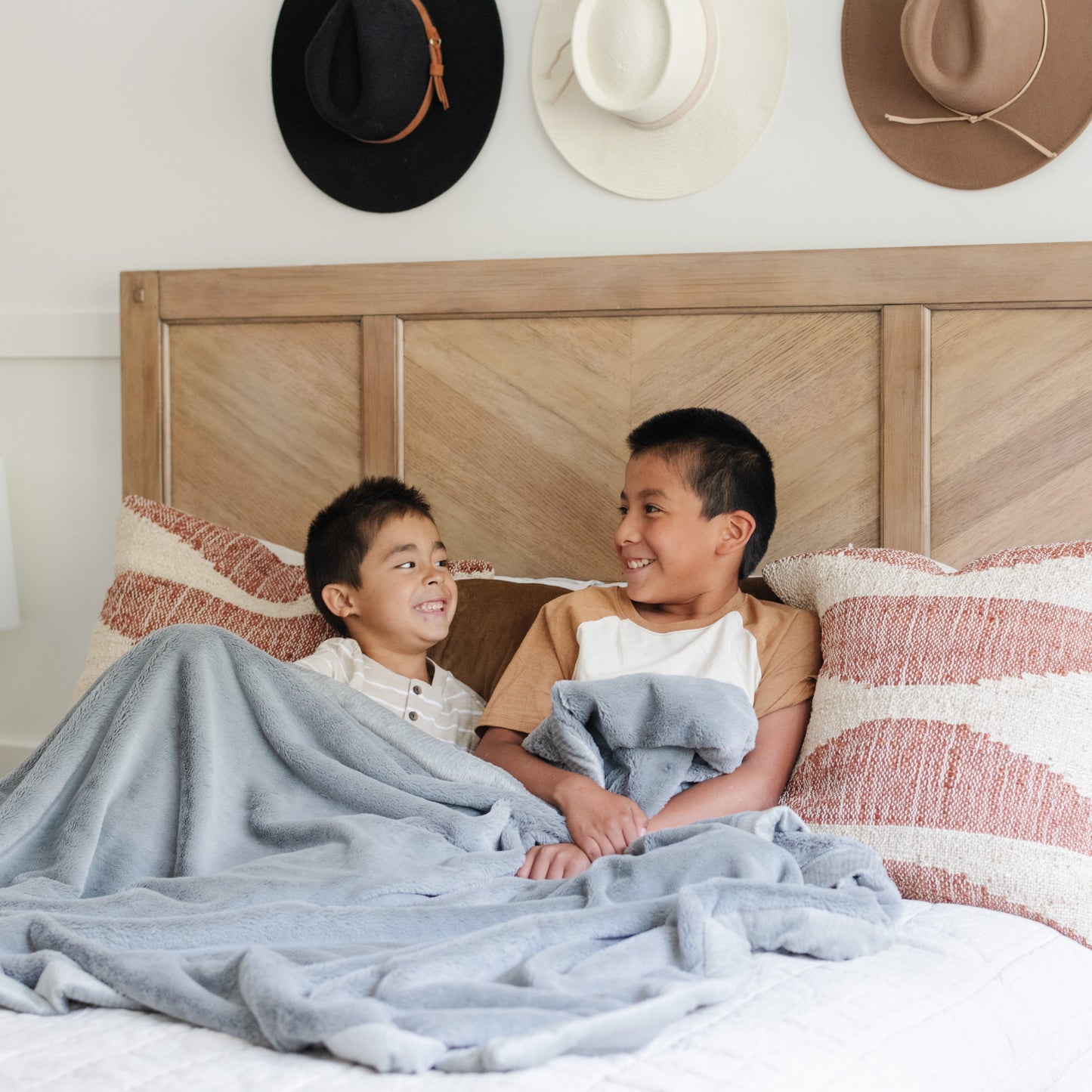 Saranoni - Lush Toddler Blanket