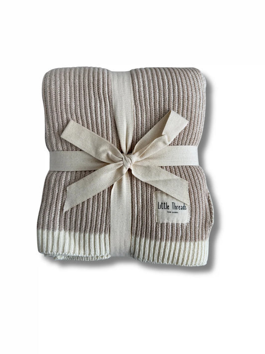 Little Threads Ribbed Knit Blanket
