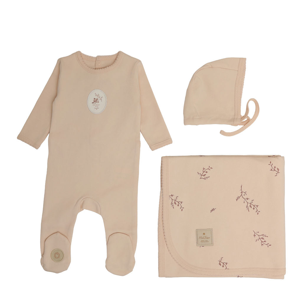 Mon Tresor Cottage Comfort Layette Set