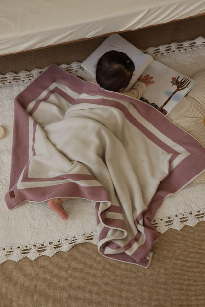 Zandino Knitted Blankets
