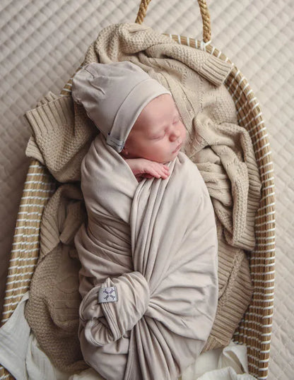 Jacqueline & Jac Beanie & Blanket Set