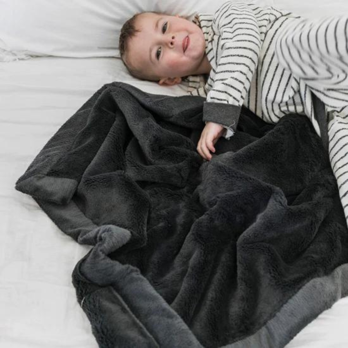 Saranoni Lush Receiving Blanket