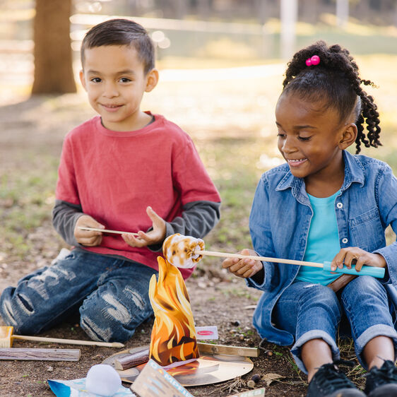 Melissa & Doug - Let's Explore Campfire S'mores Play Set